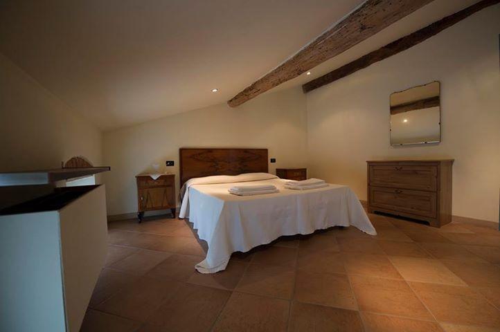 Agriturismo Arte Contadina Fiorenzuola dʼArda Rom bilde